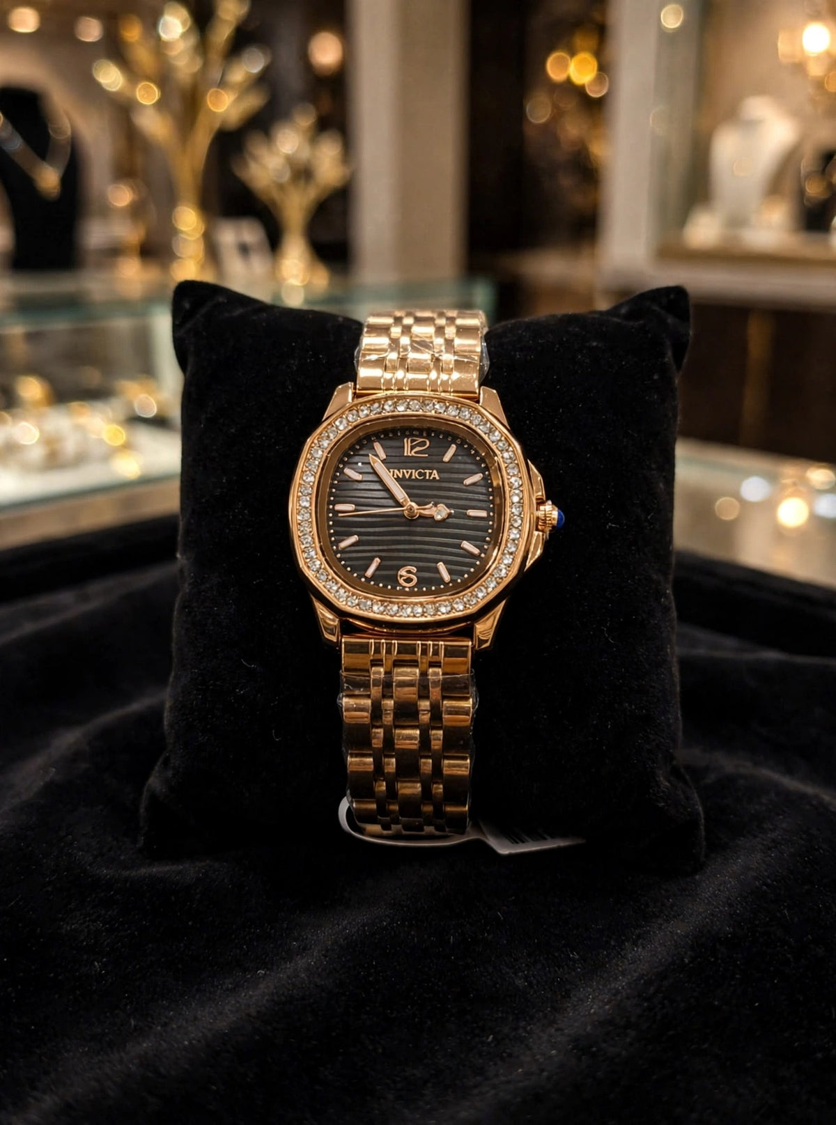 INVICTA unisex watches