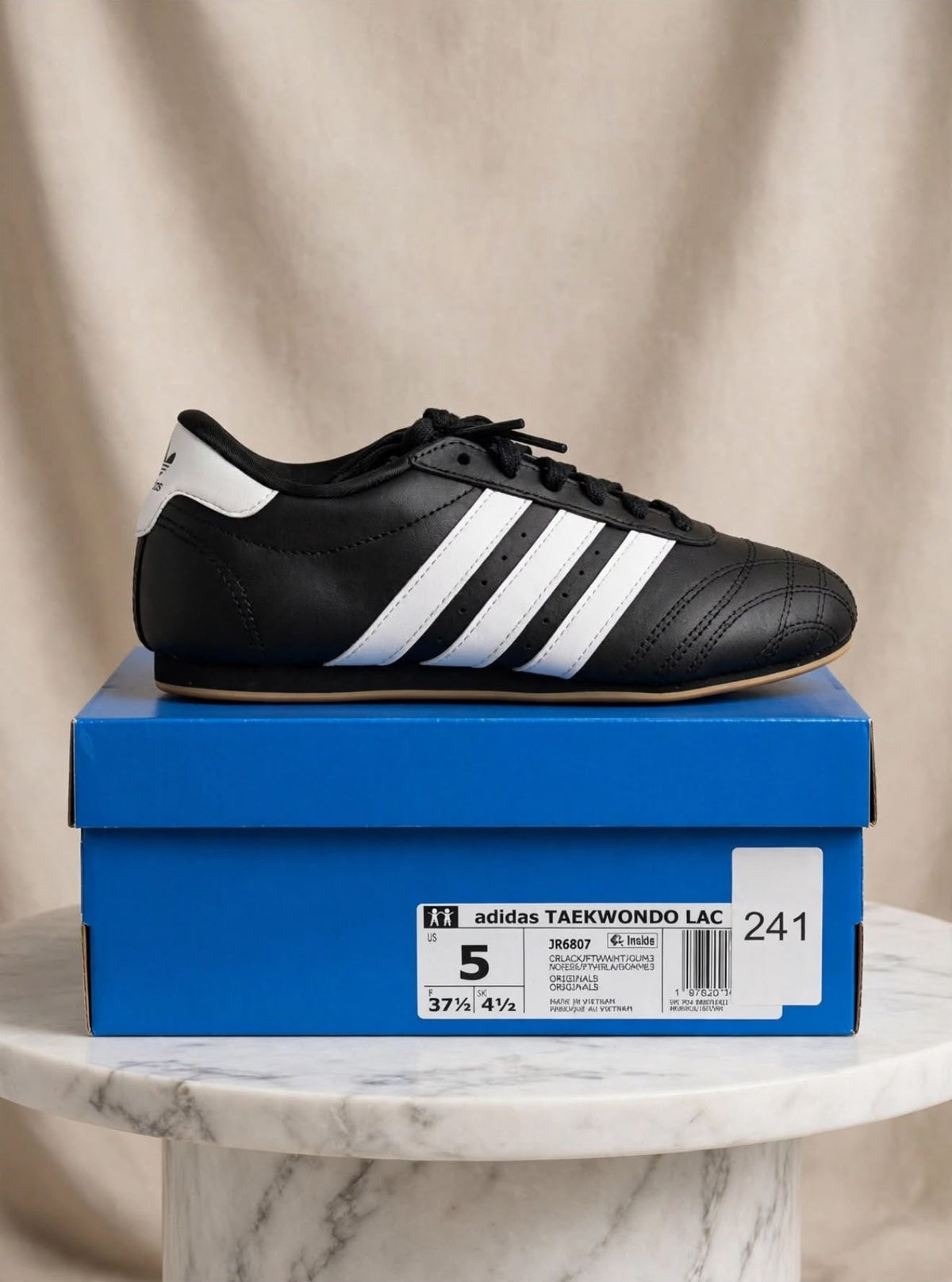ADIDAS Taekwondo Lace - Black / White*
Martial art