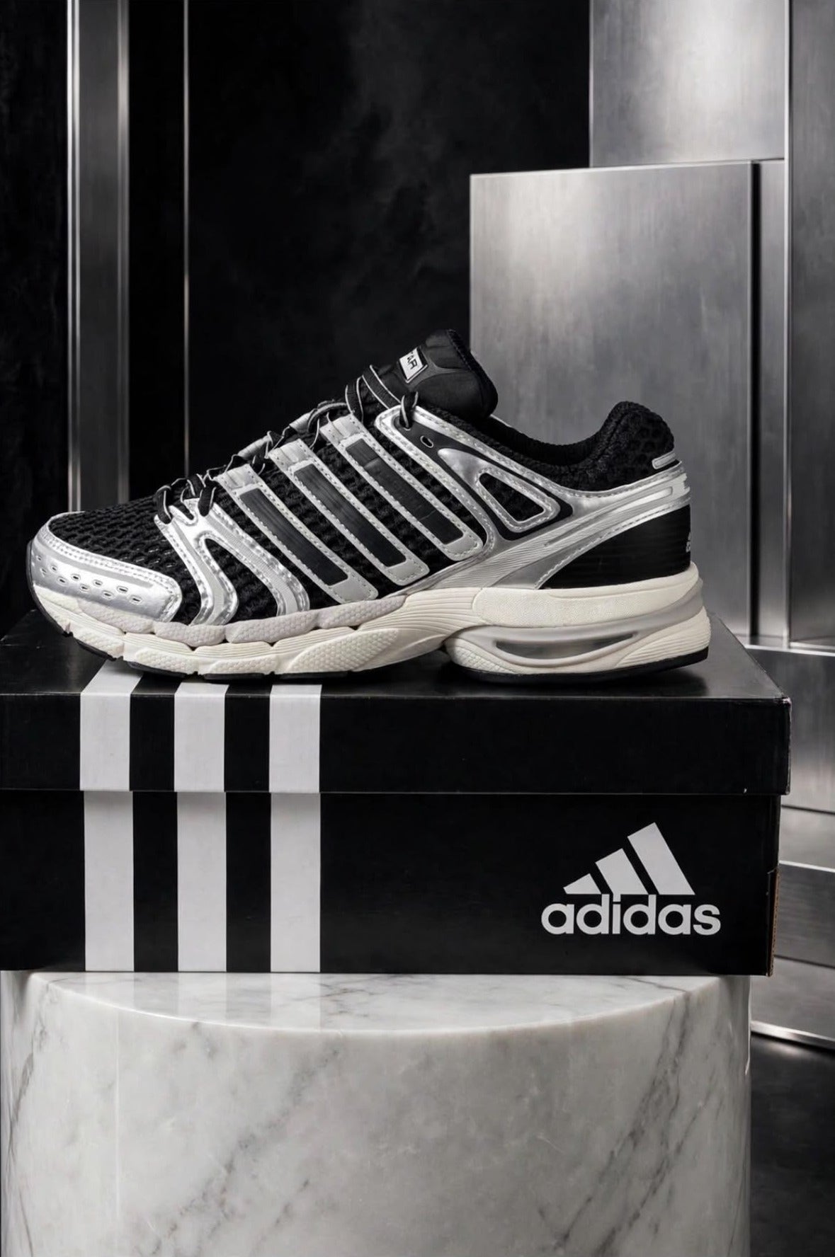 ADIDAS Adistar Control 5 - Black / Silver / White 