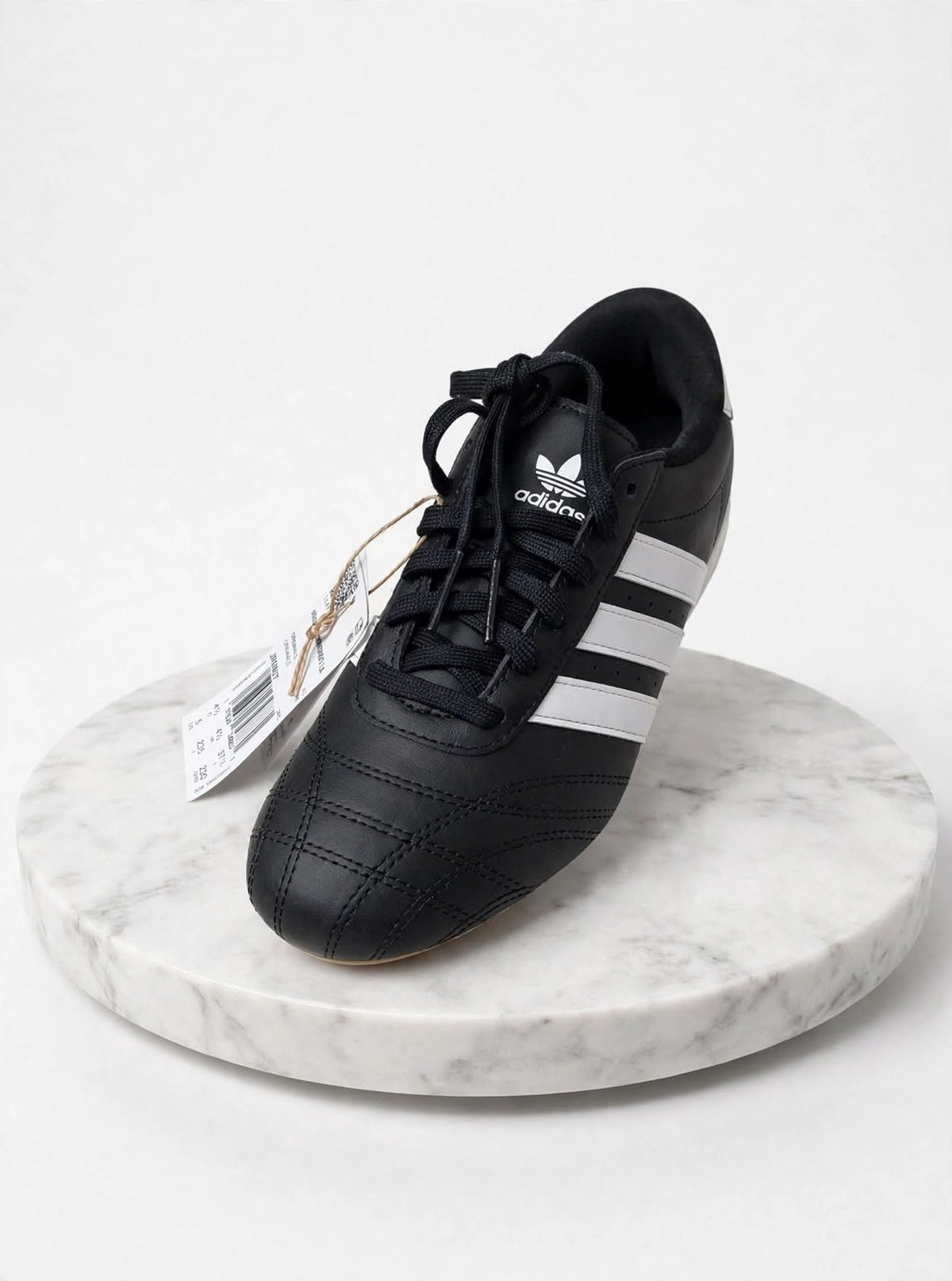 ADIDAS Taekwondo Lace - Black / White*
Martial arts